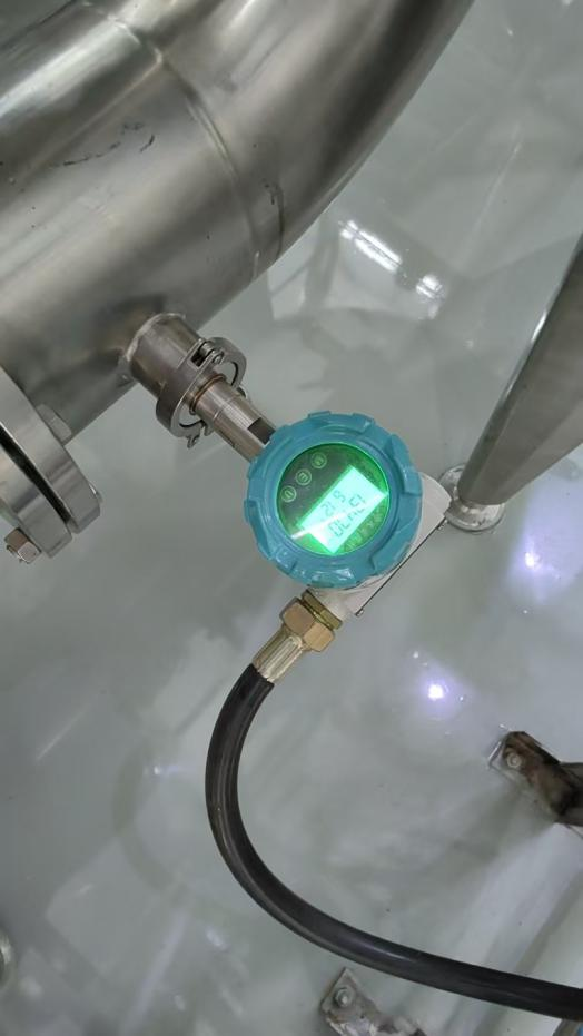 音叉密度計(jì)醫(yī)藥行業(yè)濃縮溶液密度（濃度）測(cè)量